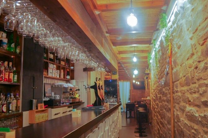 Santiago de Compostela: Cheese and Wine Tasting Experience - The Setting: A Local Wine and Cheese Spot, Not a Big Production
