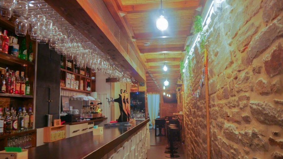 Santiago de Compostela: Cheese and Wine Tasting Experience - Practical Tips to Get More from Your Hour