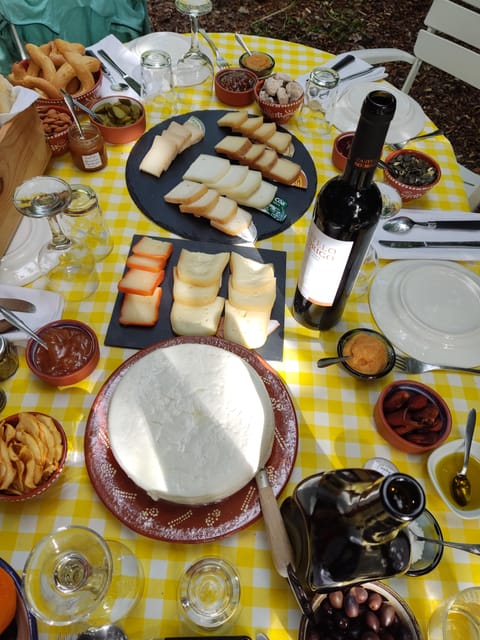 Serra da Estrela: Serra da Estrela cheese tasting - The stories and legends side (it’s not fluff)