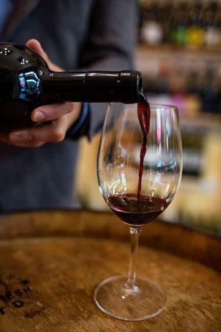 Sofia: Wine & Cheese Tasting Experience - Why Tempus Vini Wine Point is such a smart Sofia stop