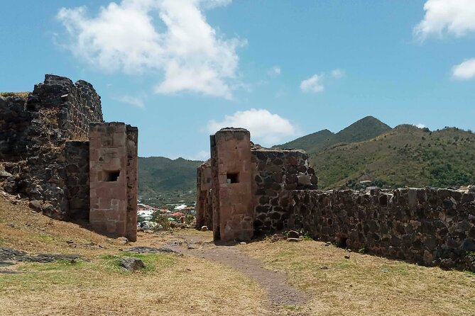 St.Martin-St.Maarten: Small Group, History & Cheese Tasting Tour - Le Comptoir des Fromages: French cheese and wine tasting