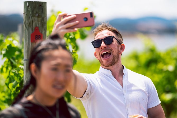 Tasmanian Premium Wine Tour with Tasmanian Cheese Platter - When you find the best moment: the wine and chocolate-style pairing