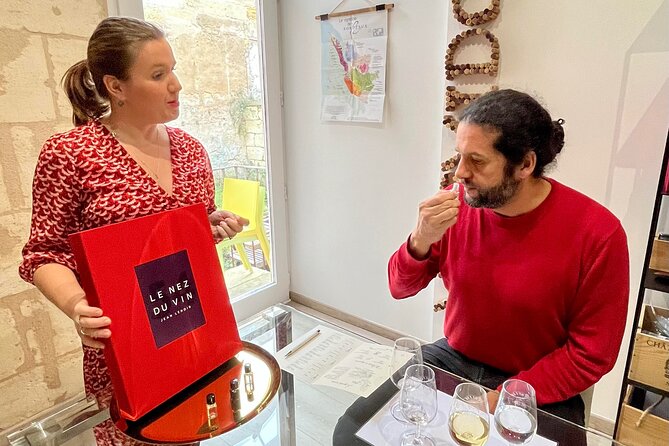 Tasting of 6 Bordeaux wines and pairing charcuterie & cheese - The 90-minute flow: 6 wines, a mystery pour, and food along the way