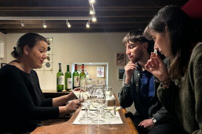 Tasting of Bordeaux White Wines Wine and Cheese Pairing - First stop: meeting point and setting your expectations