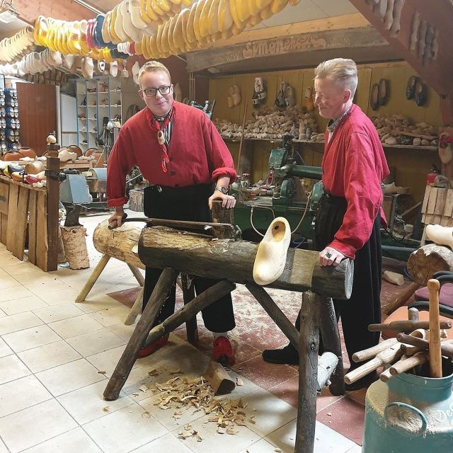 Volendam: 2-Hour Clogmaking Workshop and Cheese Tour - Beer opener and bottle opener decorating: small souvenir, big payoff