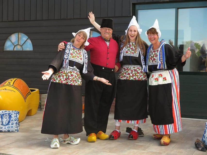 Volendam: Traditional Costume Photo with Cheese & Clog Tour - Key Things You’ll Remember