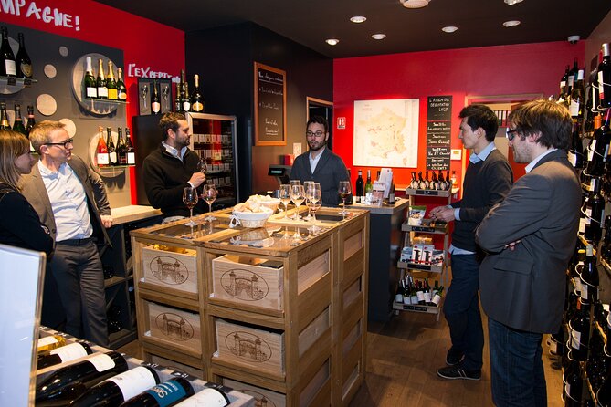 Wine and cheese tasting in Bastille - Bastille wine time at 30 Rue Faidherbe