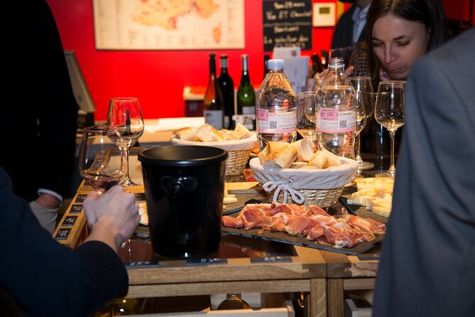 Wine and cheese tasting in Bastille - Camille’s France map: fast wine vocabulary you can keep