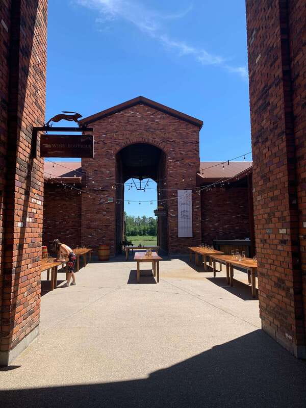 Wine & Cheese Afternoon Wine Tours in NOTL - Niagara-on-the-Lake pickups: timing and smooth logistics