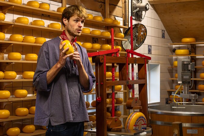 Zaanse Schans Windmills, Cheese and Volendam Tour from Amsterdam - Price and logistics: is $51 a good deal?