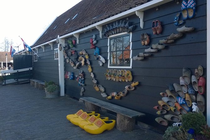 Zaanse Schans Windmills, Clogs and Dutch Cheese Small-Group Tour from Amsterdam - Kooijman Clogs Workshop: Watching Craft Happen Live