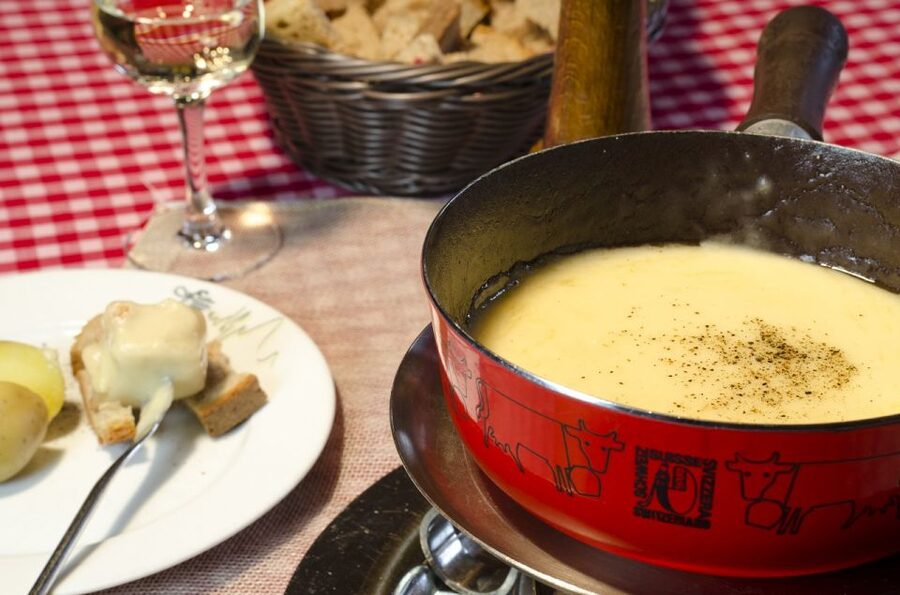 Zurich: Sunset Tour with Cheese Fondue - Key highlights I’d put on your shortlist